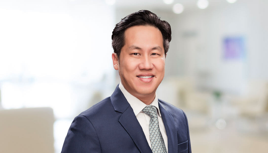 Piles Surgeon - Dr Dennis Koh